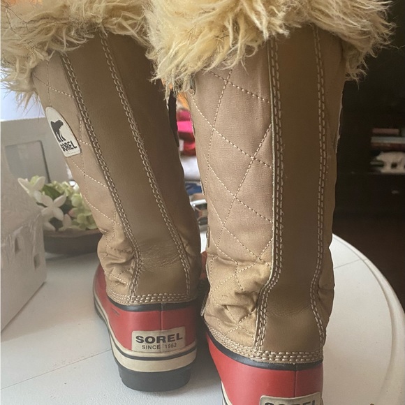 Sorel | red and camel snow boots | size 9 - Picture 5 of 5